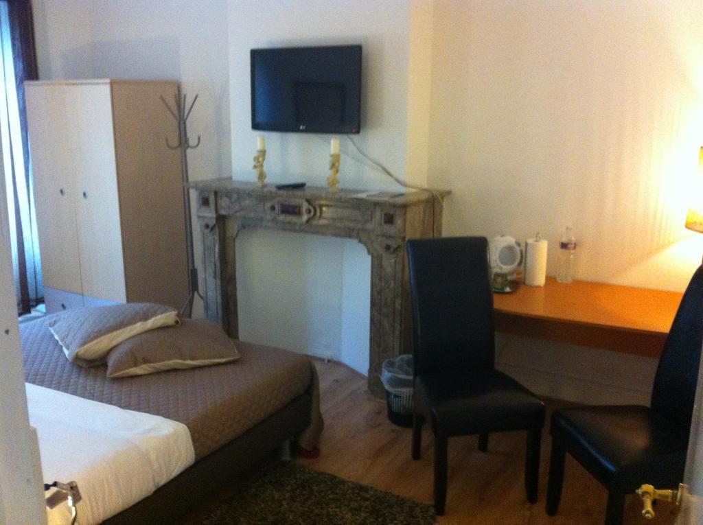 18 Hotel Ixelles